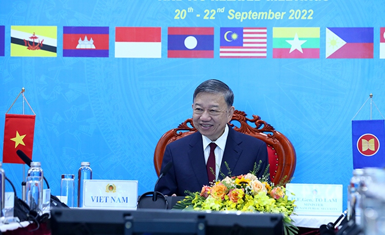Vietnam makes proposals at ASEAN Ministerial Meeting on Transnational Crime